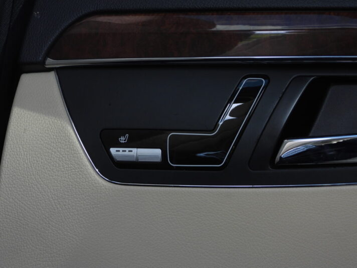 MERCEDES BENZ S320