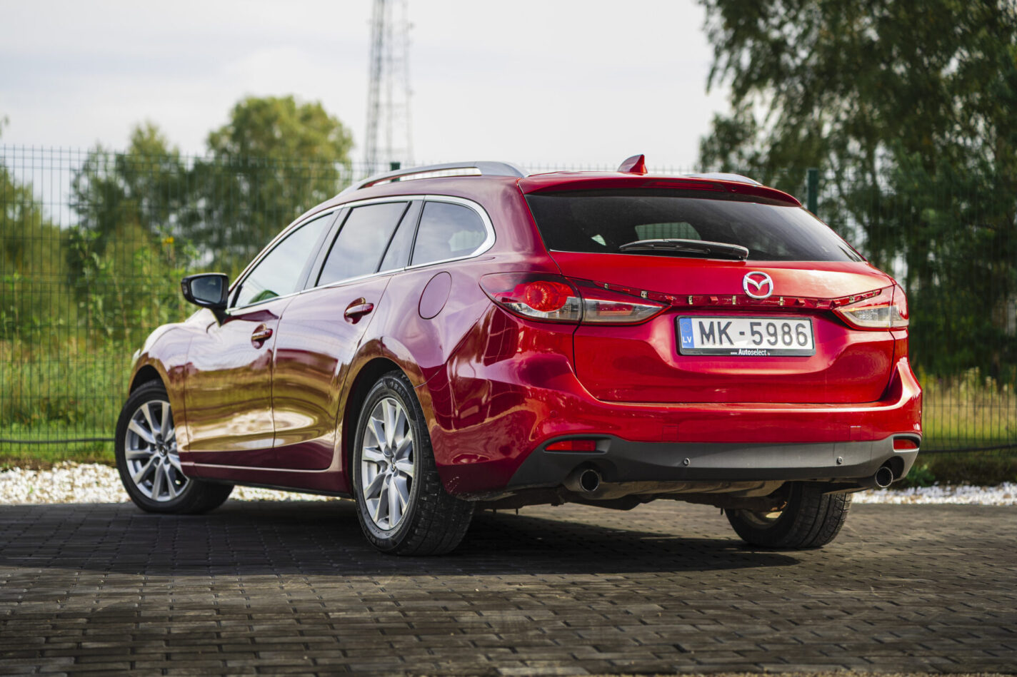 MAZDA 6