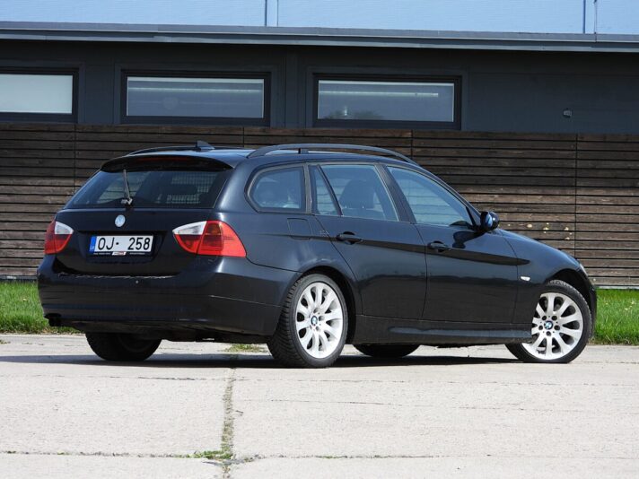 BMW 325