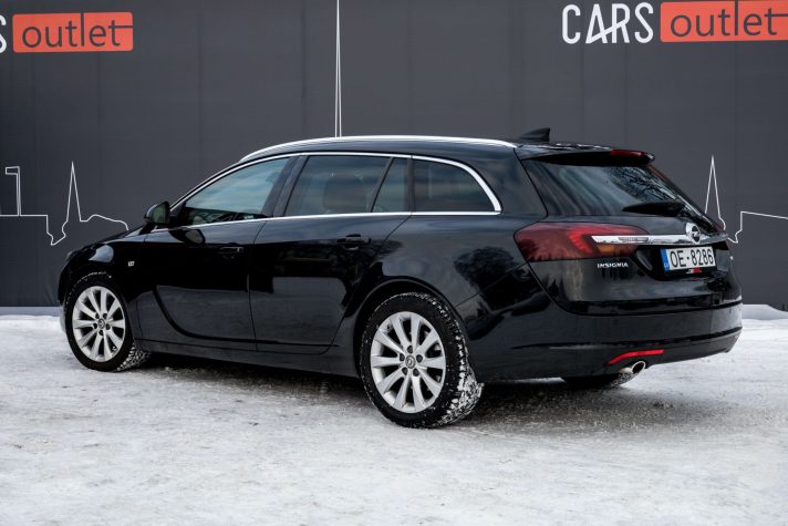 OPEL INSIGNIA SPORTS TOURER SW