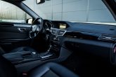 MERCEDES BENZ E200