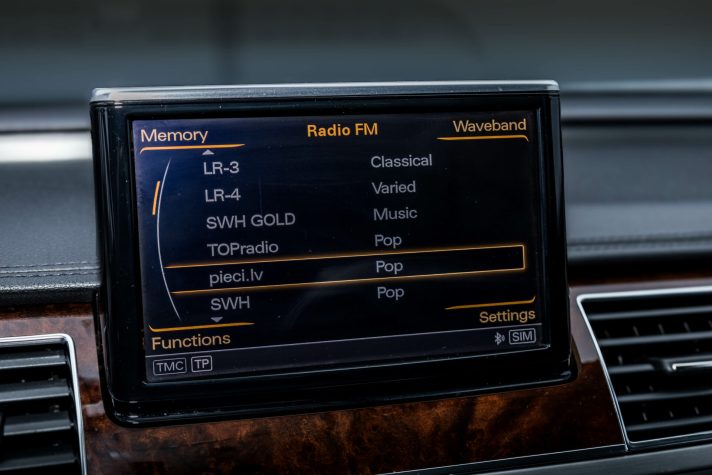 AUDI A8