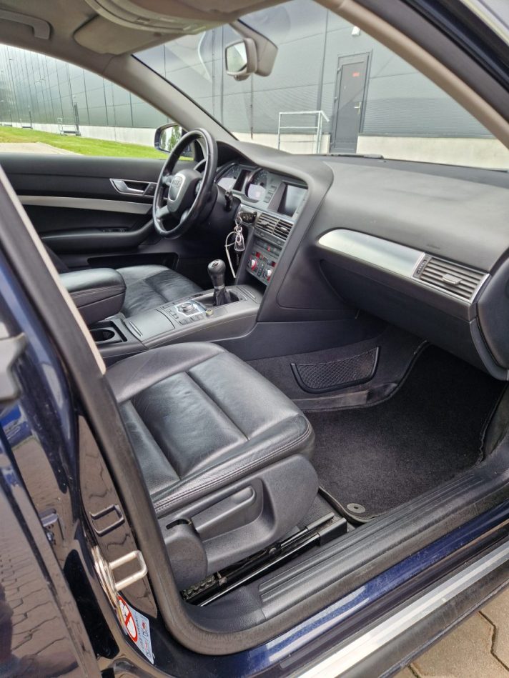 Audi A-6,Sedans 2.L D