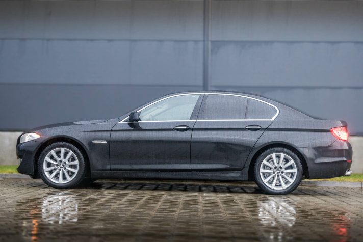 BMW 525