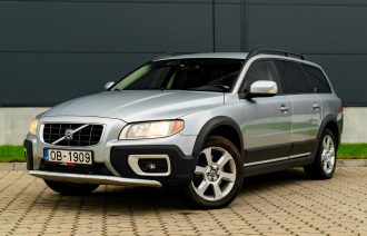 VOLVO XC70