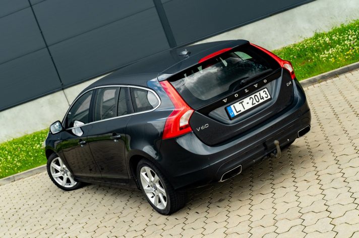 VOLVO V60