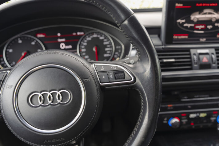 AUDI A6 LIMOUSINE QUATTRO
