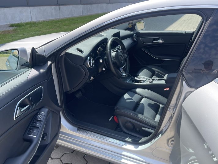 Mercedes Benz CLA 200 Dīzelis 2017 gads