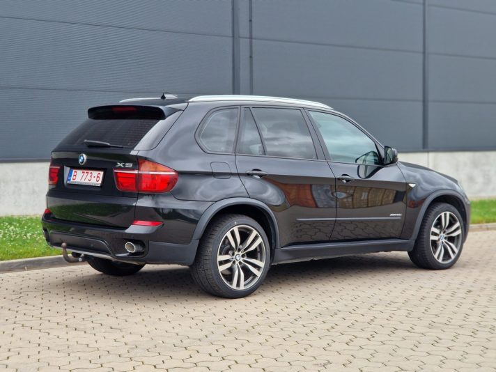 BMW X5 faclift 3D, Tikko ievests no Beļģijas. Teicama tehniskā un vizuālā stāvoklī.