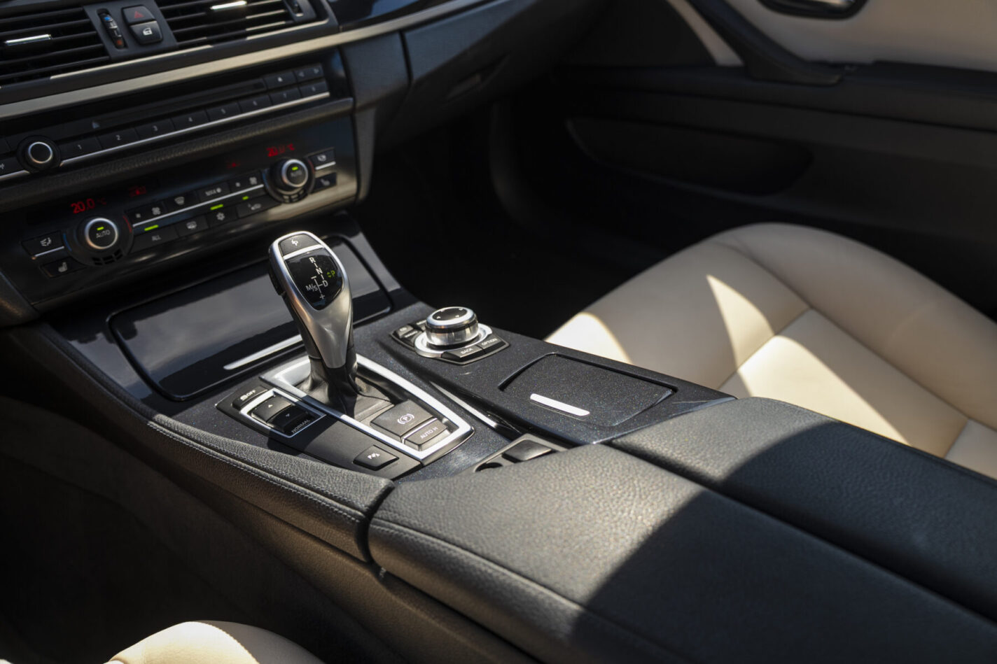 BMW 525