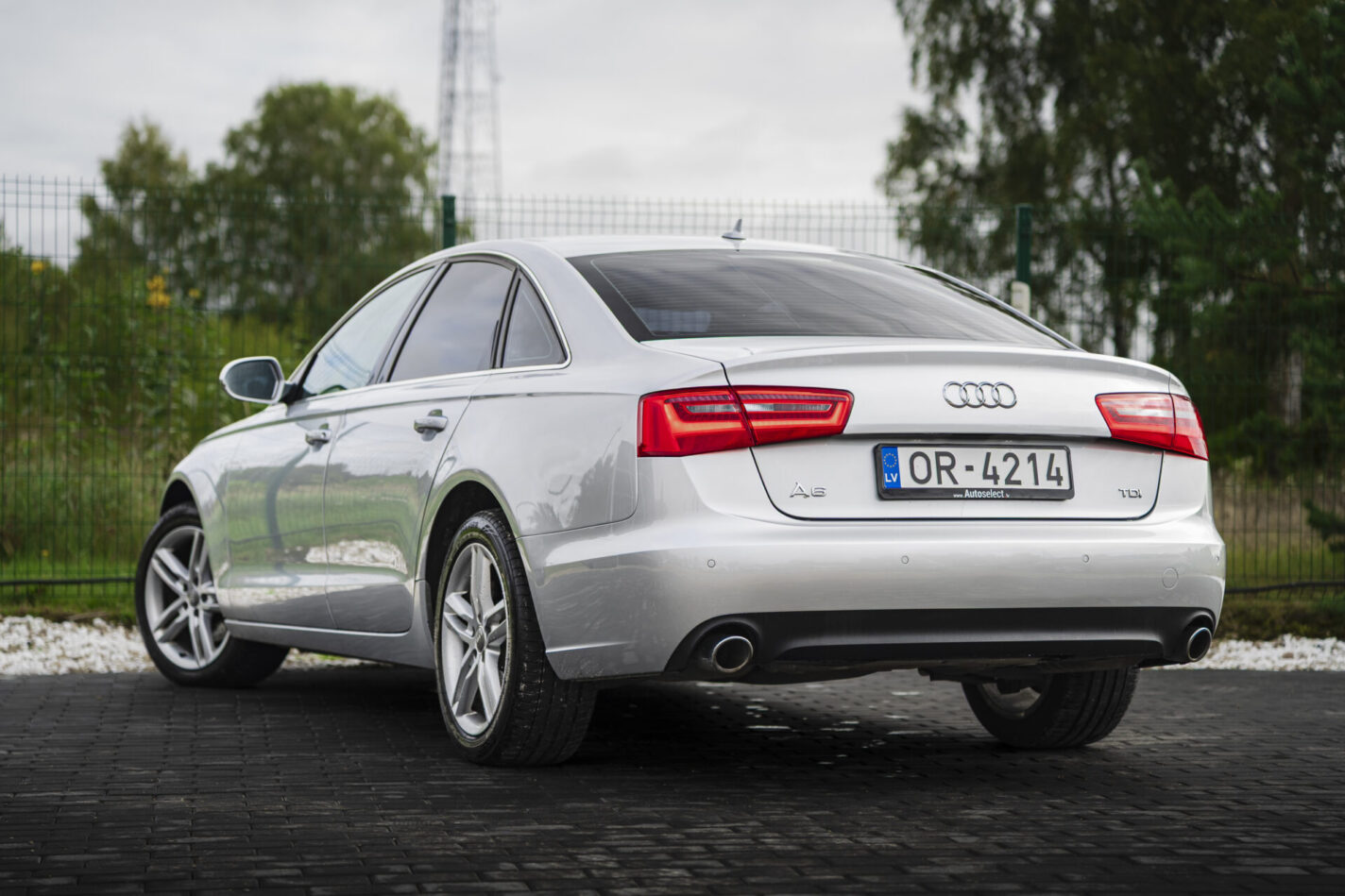 AUDI A6