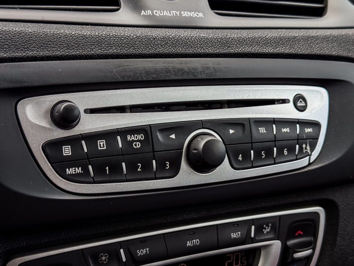 RENAULT MEGANE SCENIC