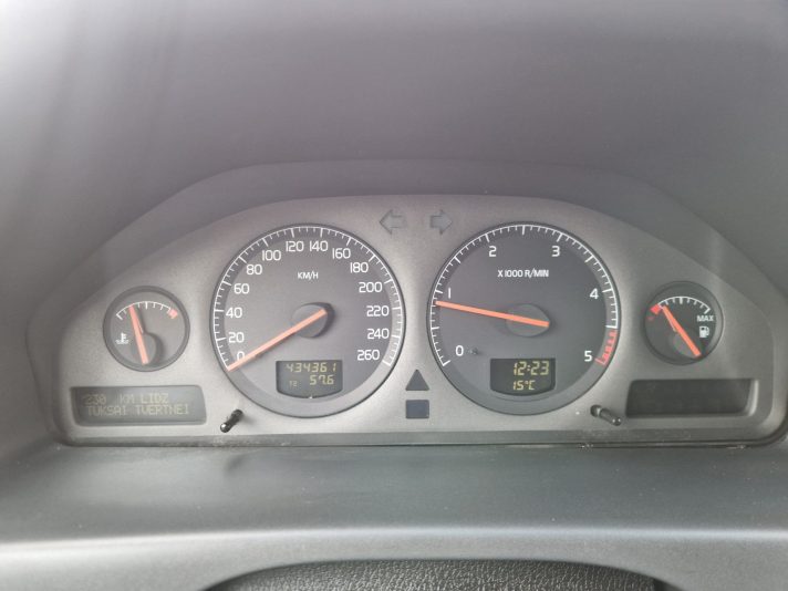 Volvo V70