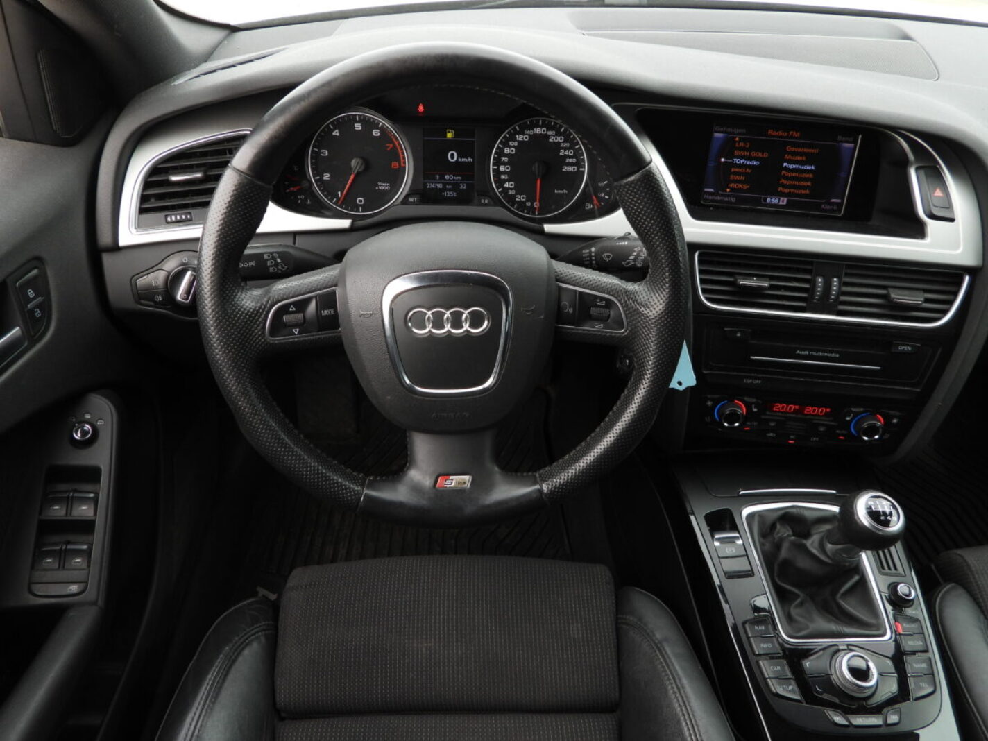 AUDI A4 S-LINE
