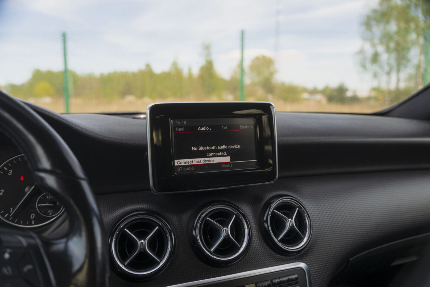 MERCEDES BENZ A180
