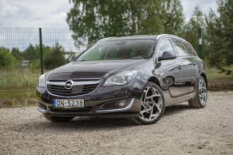 OPEL INSIGNIA SPORTS TOURER SW