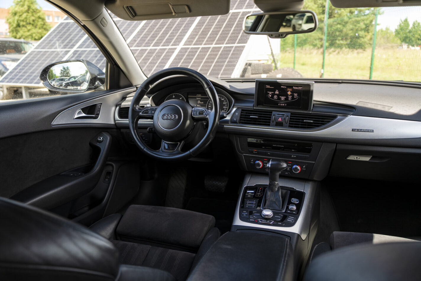 AUDI A6 AVANT QUATTRO