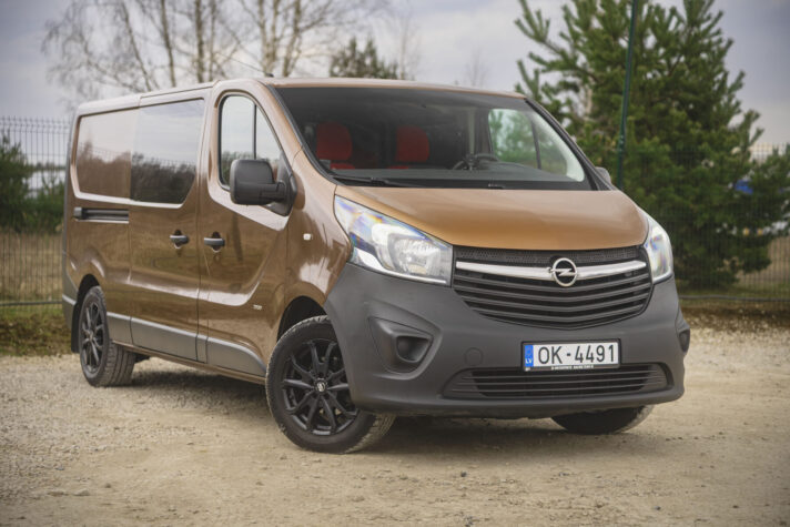 OPEL VIVARO-B