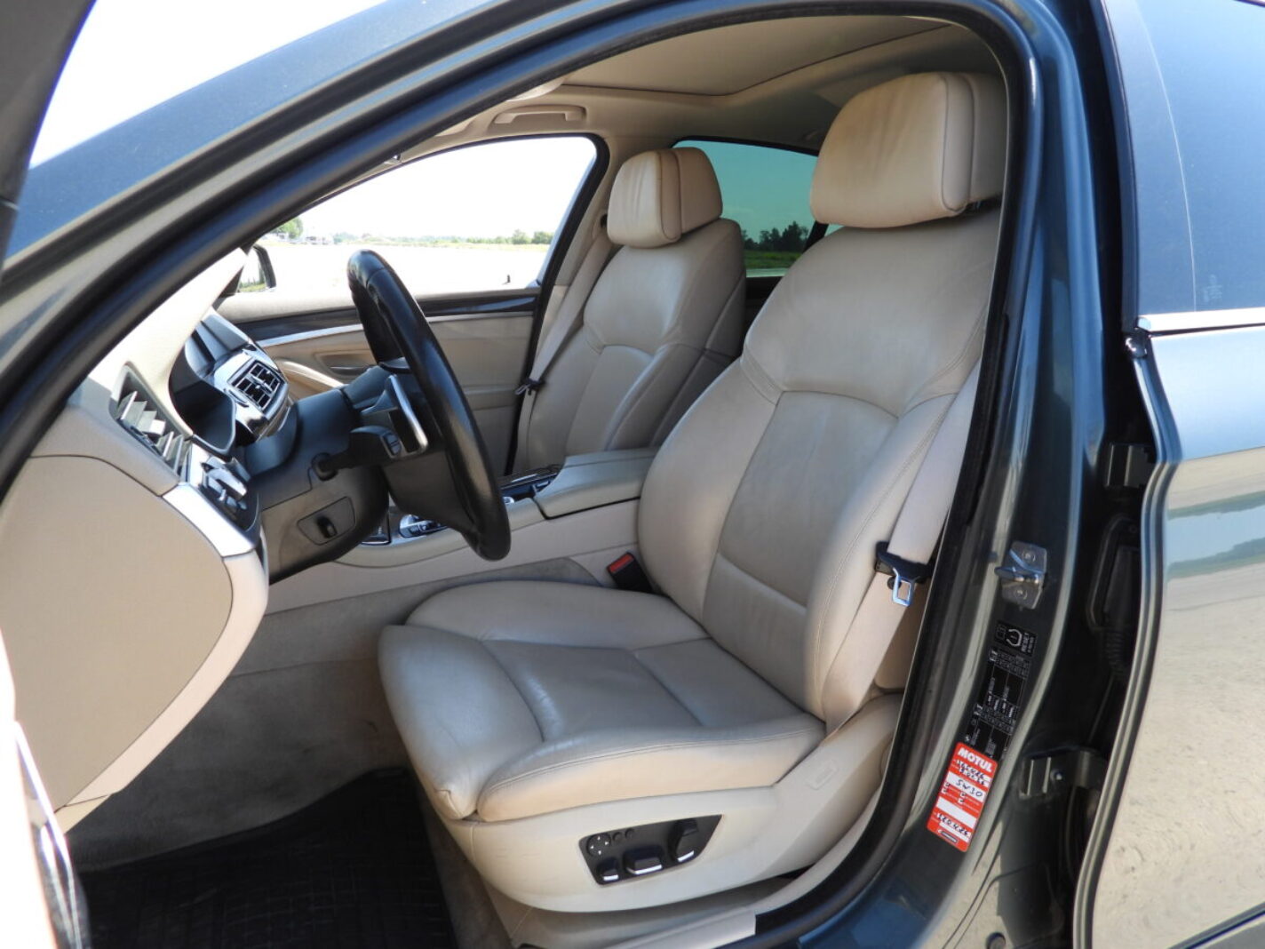 BMW 530