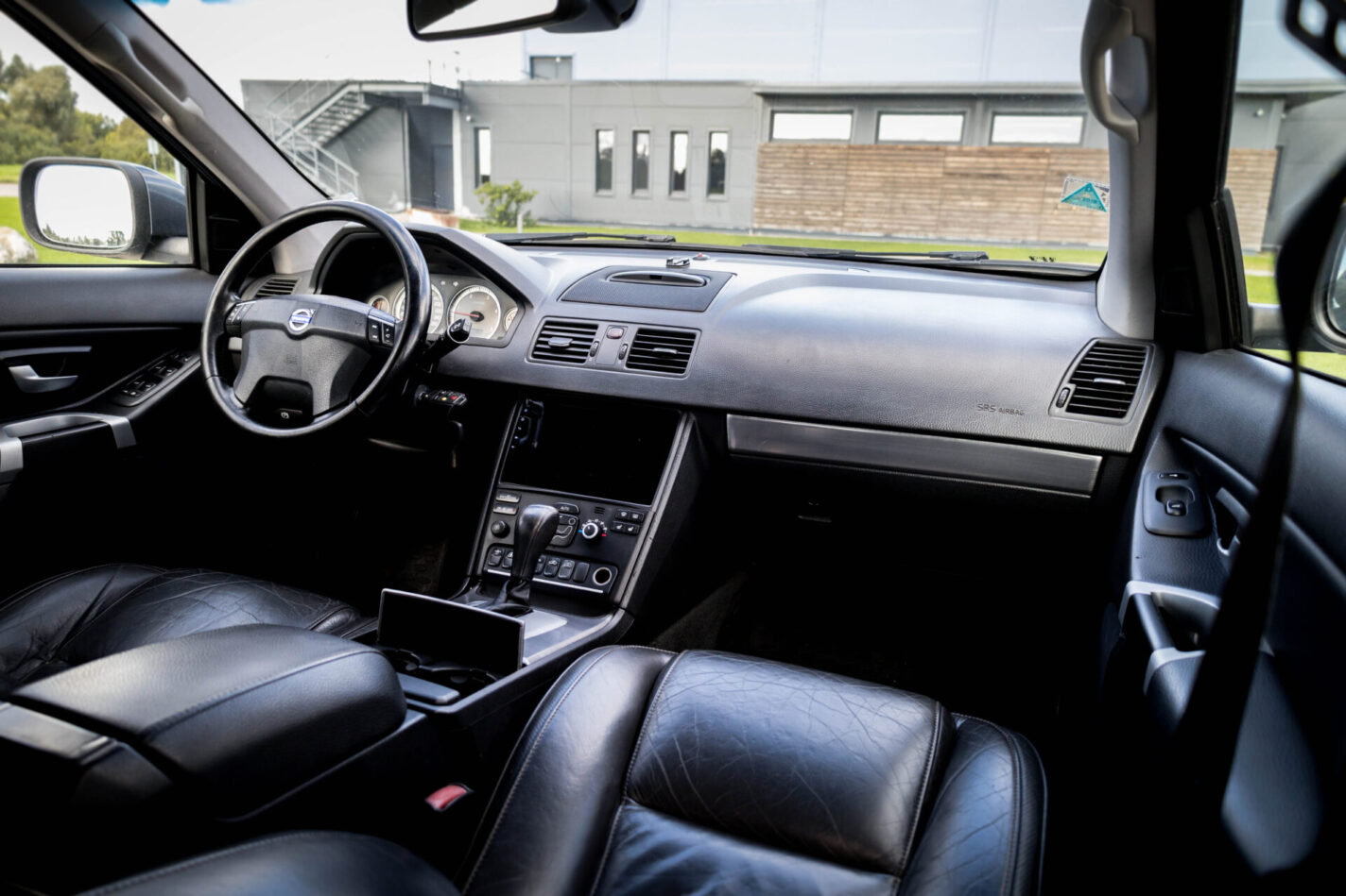 VOLVO XC90