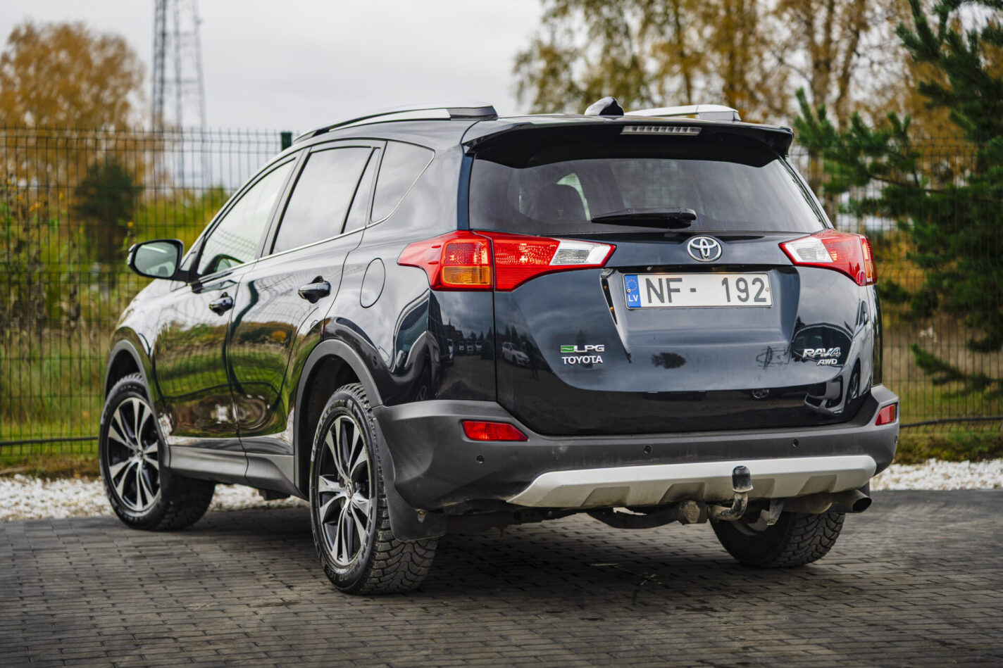TOYOTA RAV 4