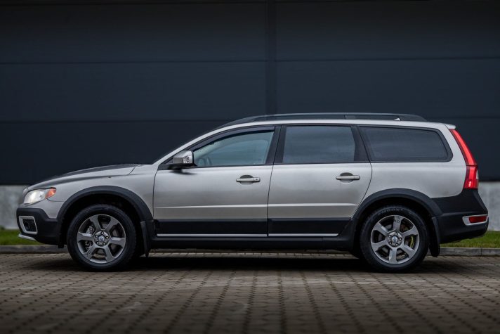 VOLVO XC70