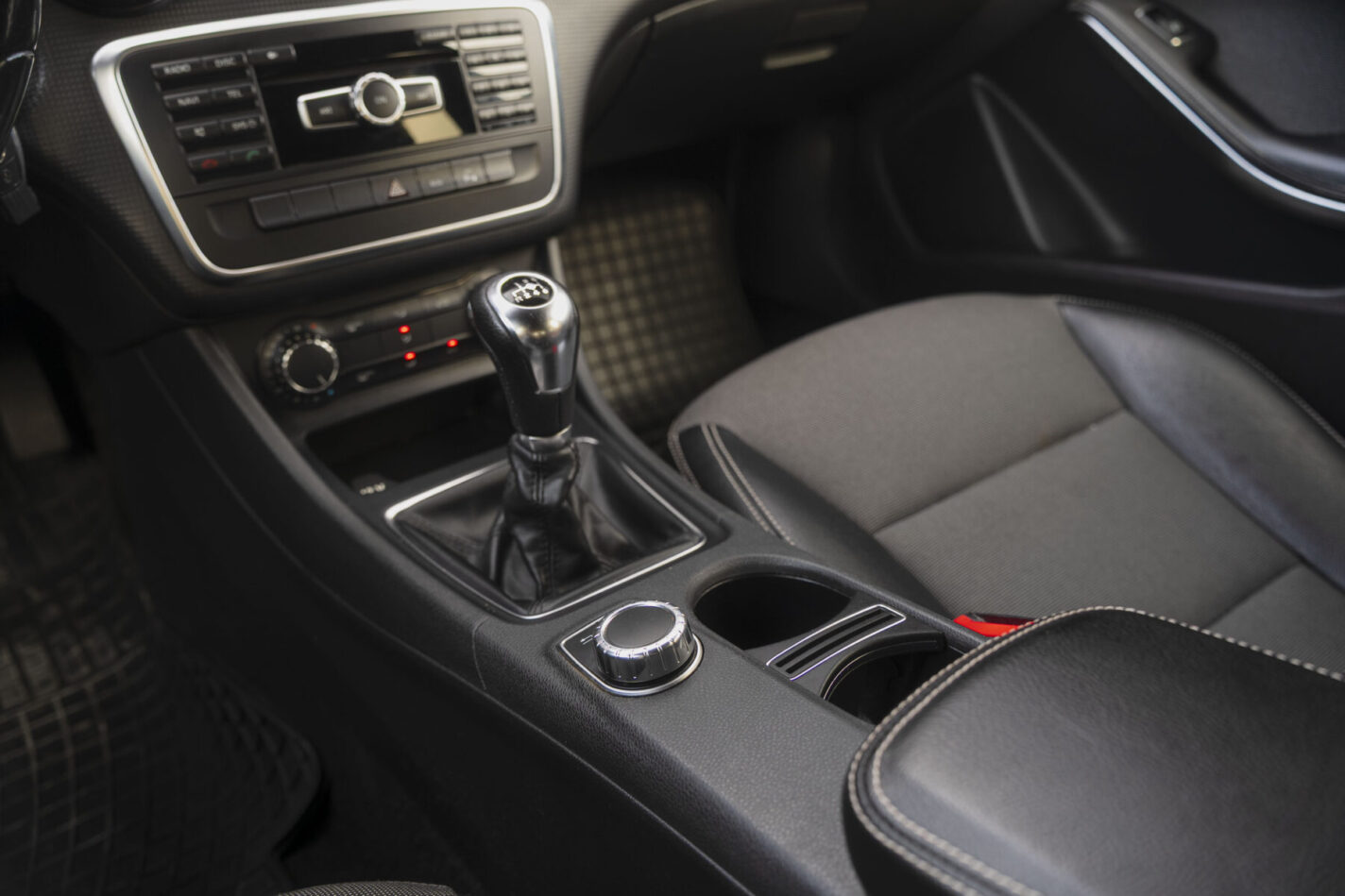 MERCEDES BENZ A180