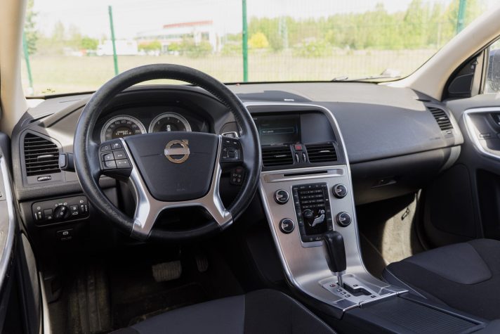 VOLVO XC60