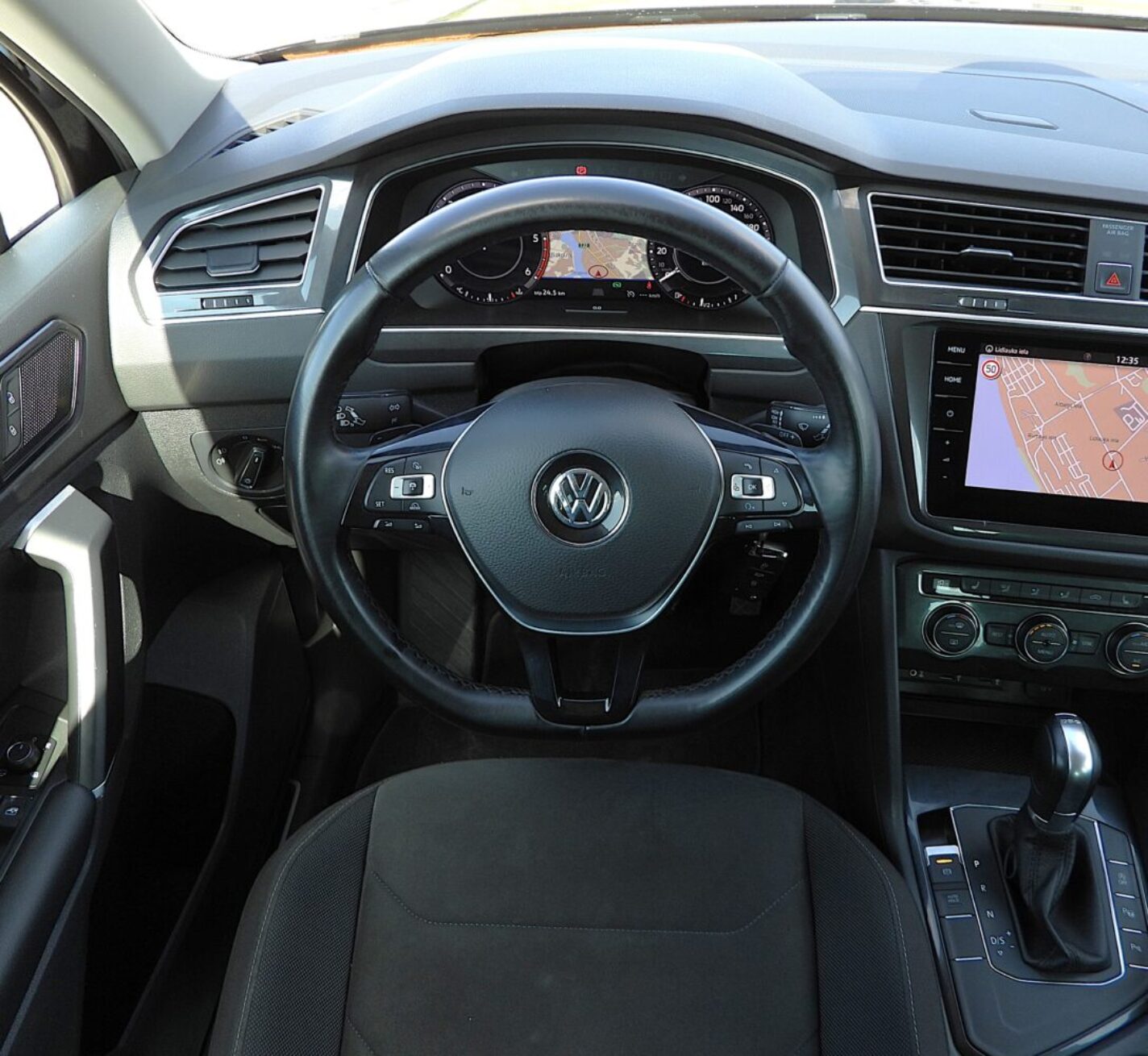 VW TIGUAN