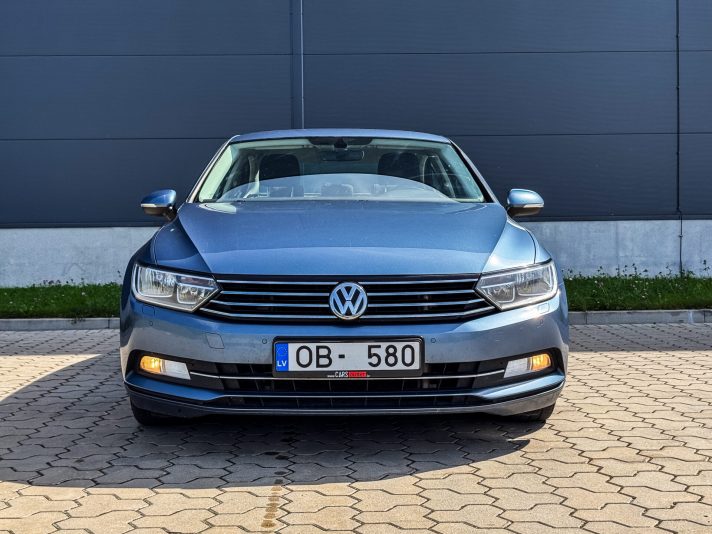 VW PASSAT