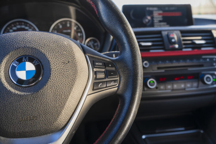 BMW 320 M-PACK XDRIVE