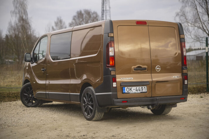 OPEL VIVARO-B