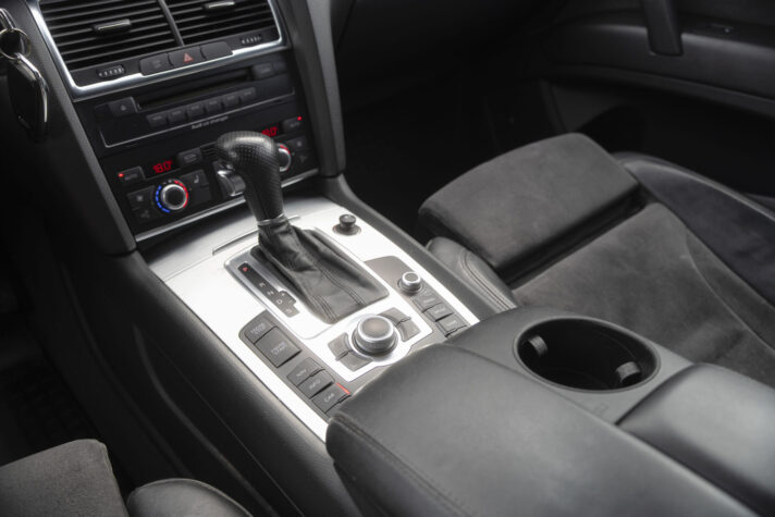 AUDI Q7 S-LINE
