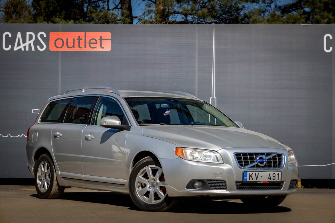 VOLVO V70