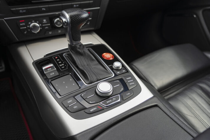 AUDI A6 LIMOUSINE QUATTRO