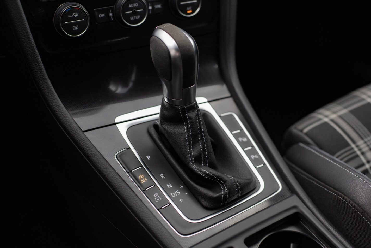 VW GOLF GTD