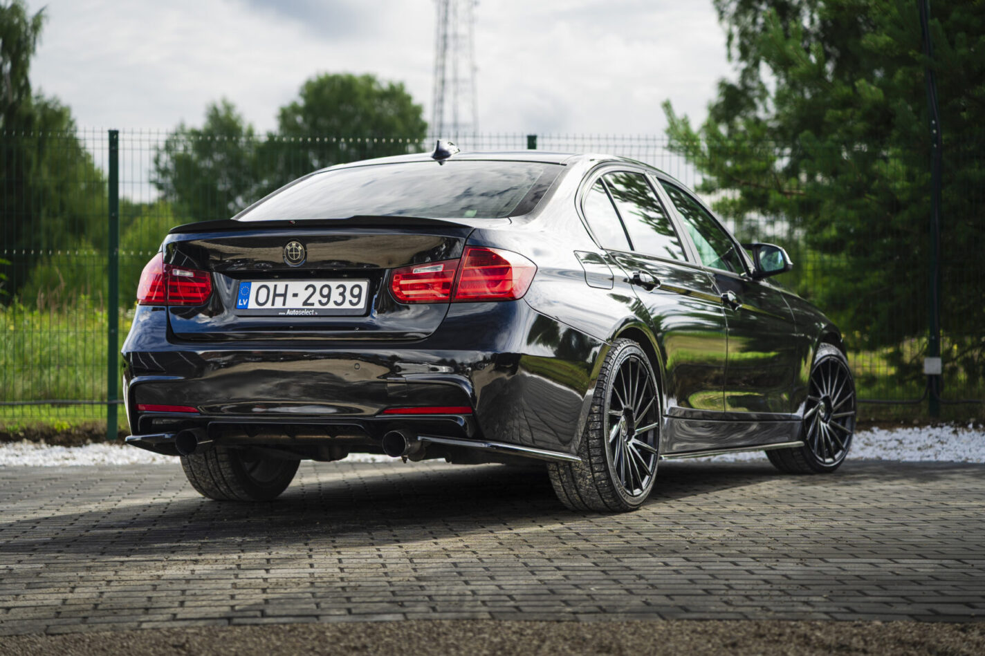 BMW 320I