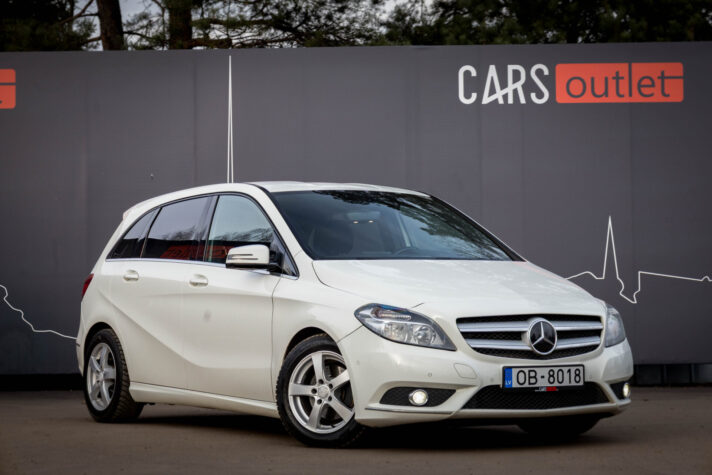 MERCEDES BENZ B 200