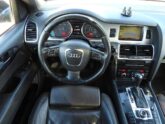 AUDI Q7 S-line