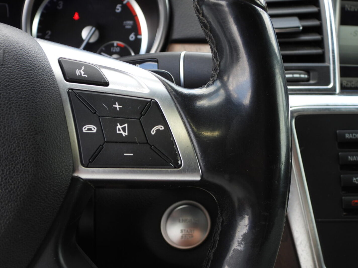 MERCEDES BENZ GL350