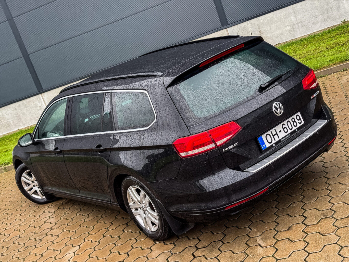 VW PASSAT