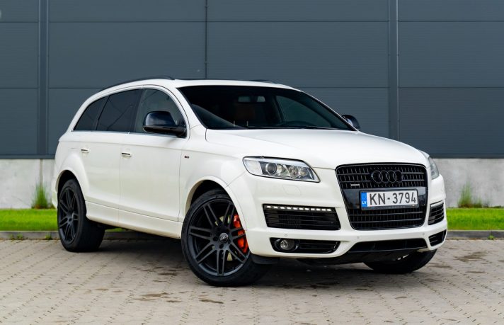 AUDI Q7