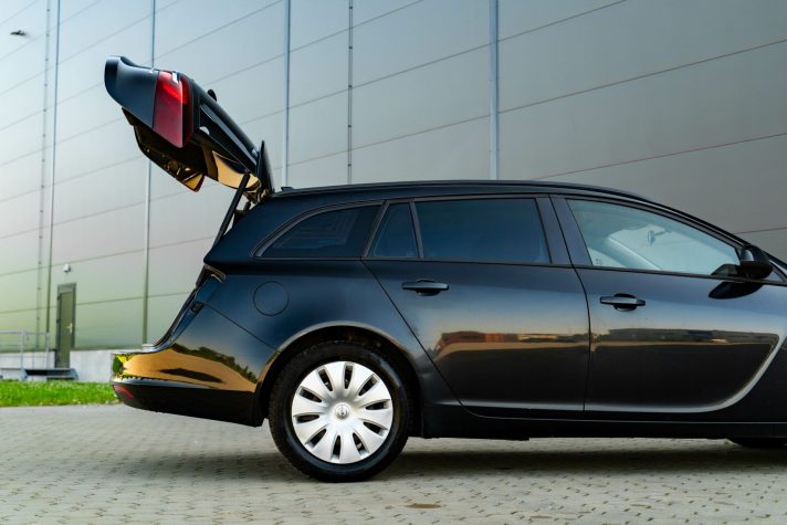 OPEL INSIGNIA SPORTS TOURER