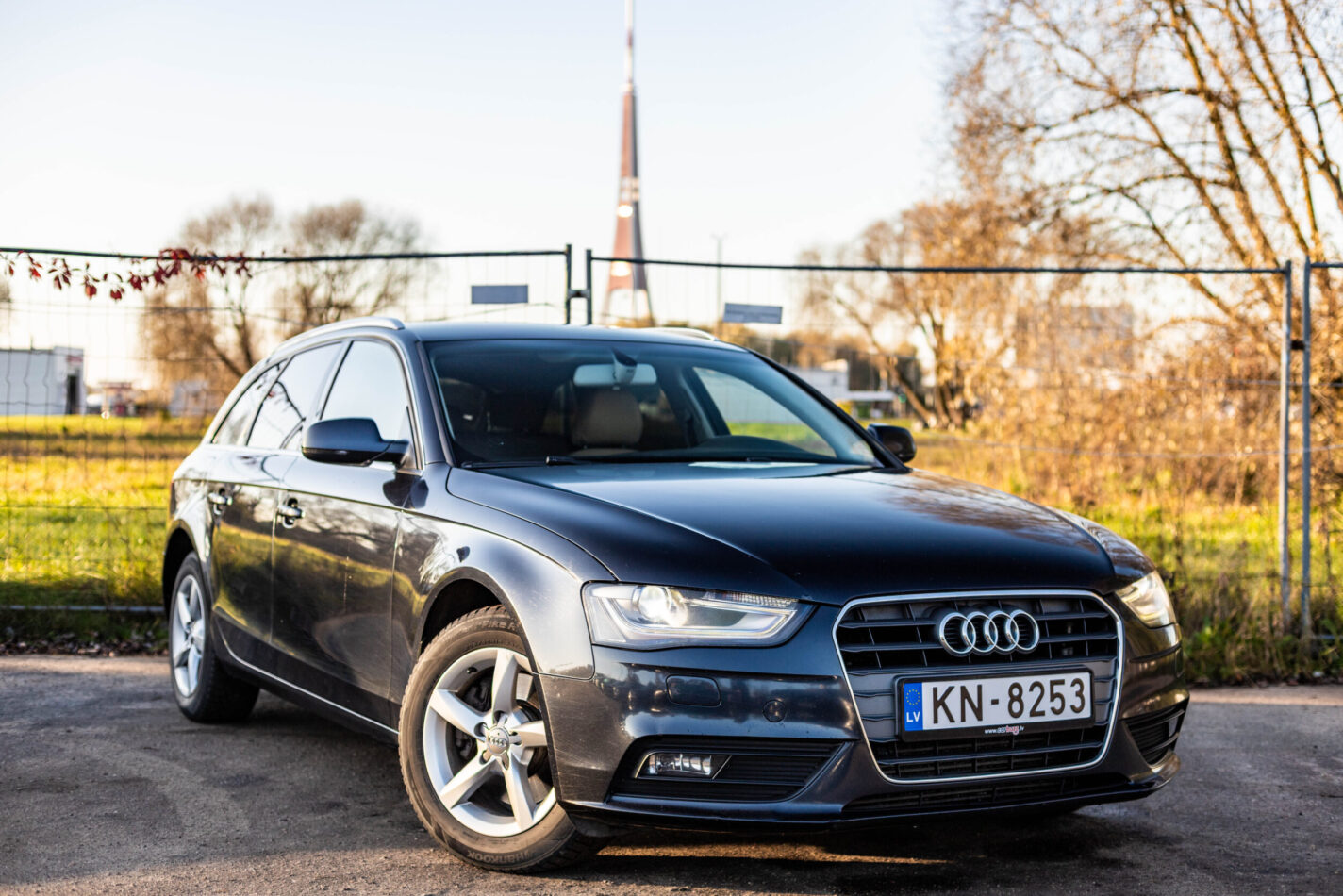 AUDI A4 AVANT