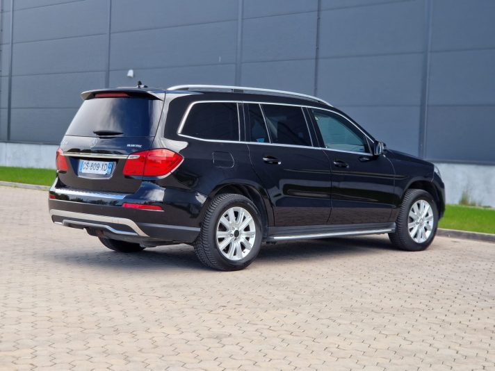 Tīko no Francijas MB GL 4MATIC 3.D