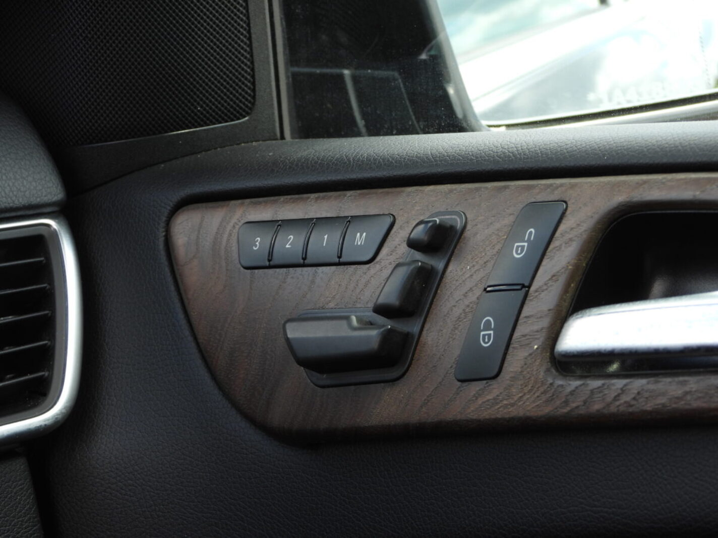 MERCEDES BENZ GL350