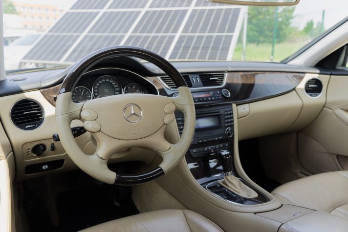 MERCEDES BENZ CLS 320