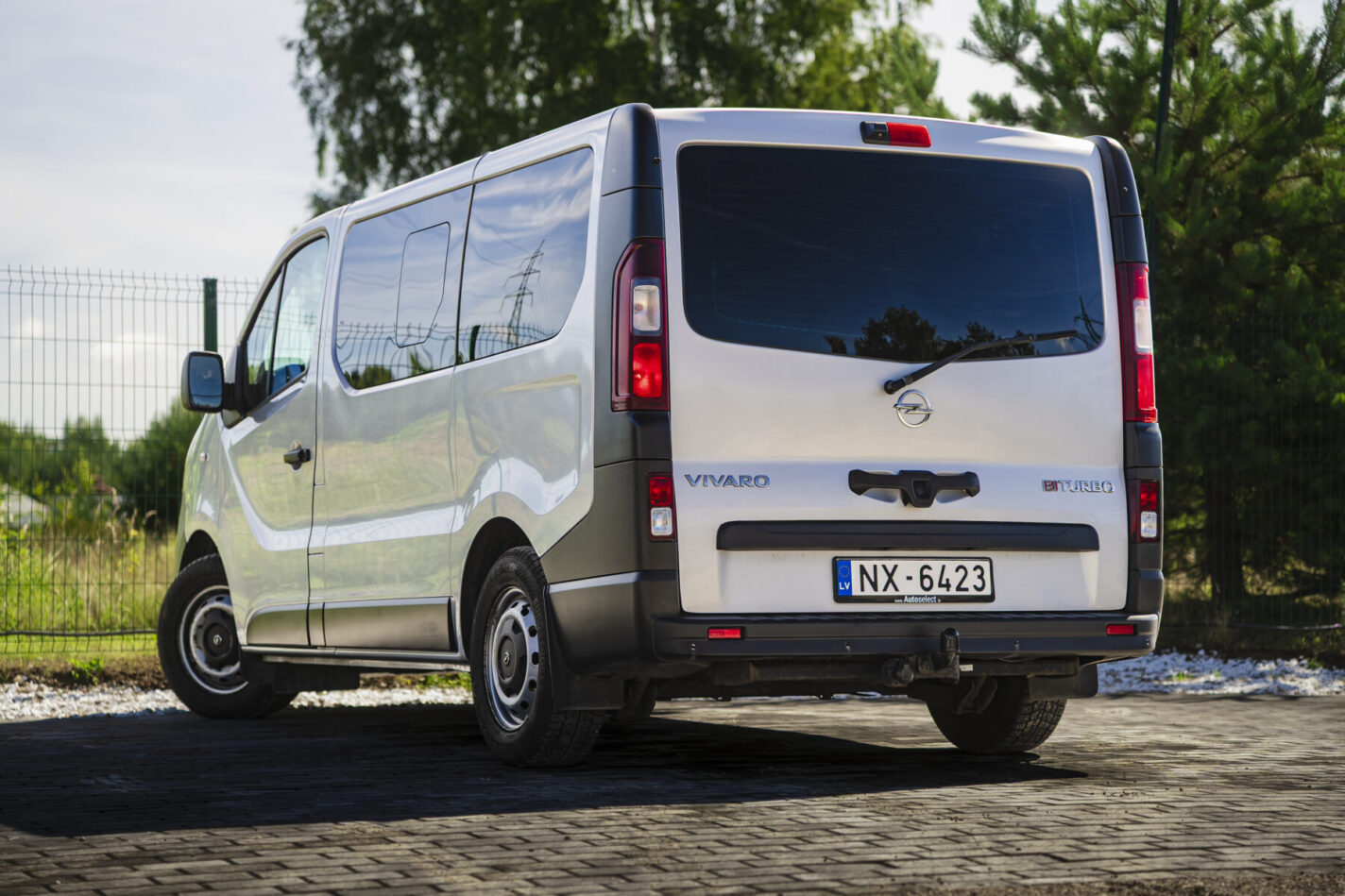OPEL VIVARO-B