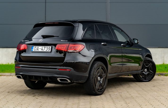 MERCEDES BENZ GLC 300 DE 4MATIC