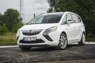 OPEL ZAFIRA TOURER